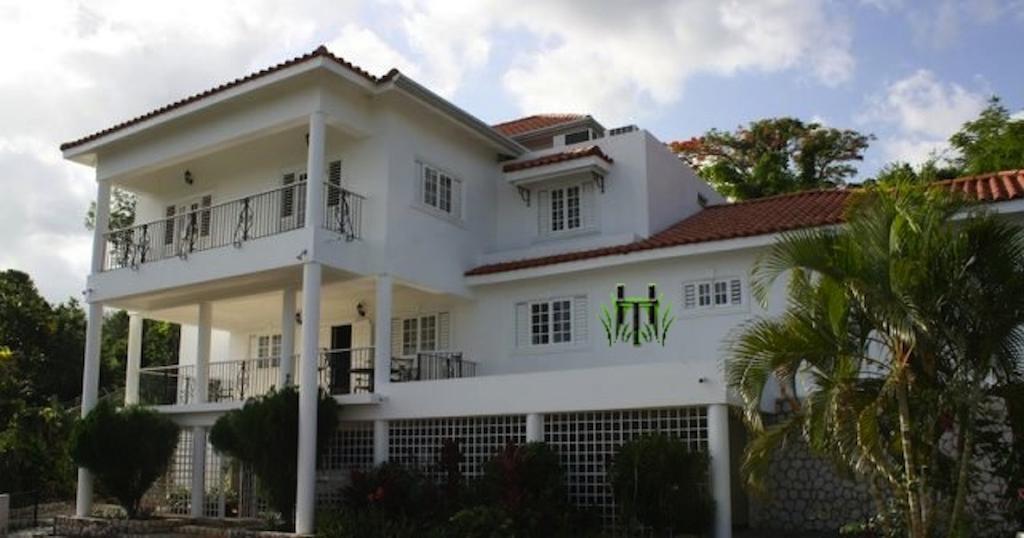 Hill Top Kingston Jamaica 外观 照片